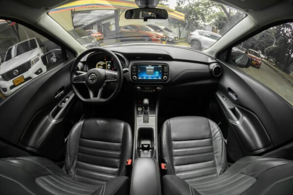 NISSAN KICKS EXCLUSIVE - Image 5