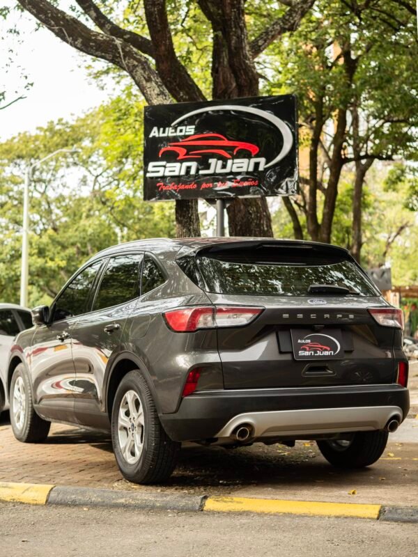 Ford Escape - Image 2