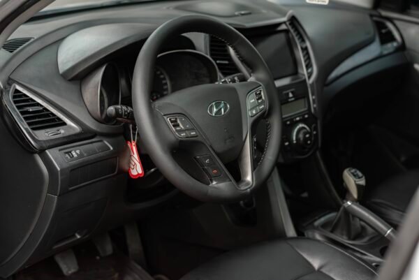 Hyundai Santafé - Image 3