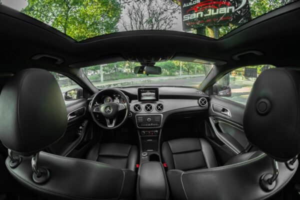 Mercedes GLA200 - Image 4