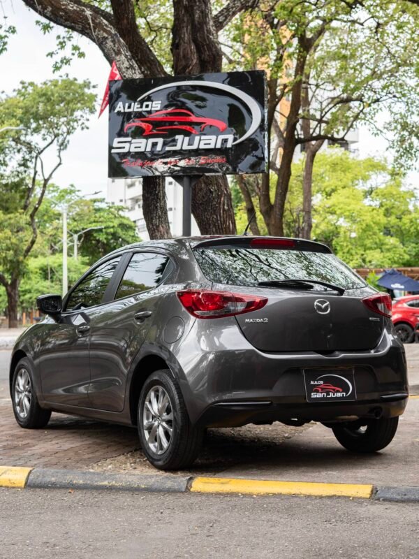 MAZDA 2 - Image 4