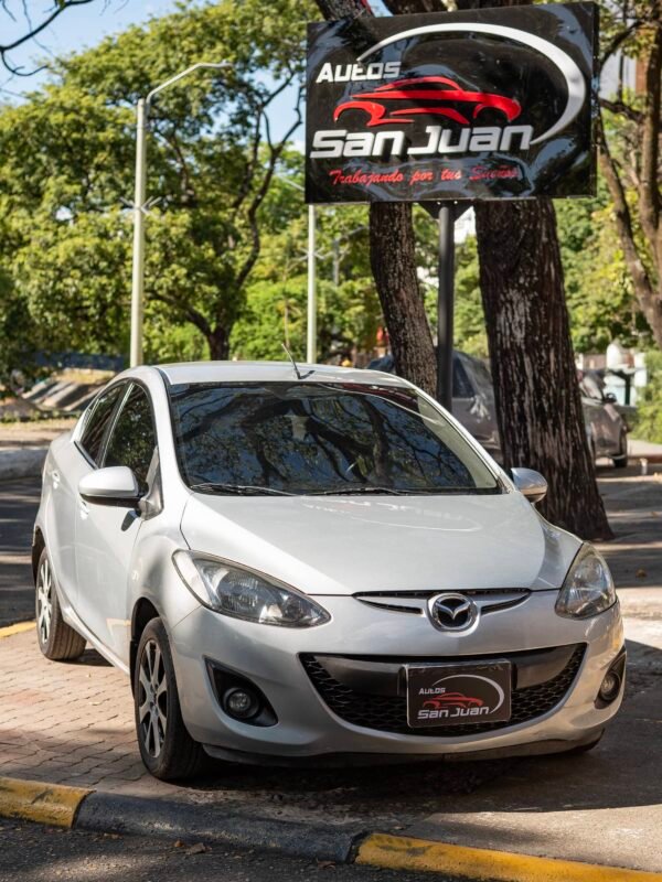 MAZDA 2 SEDAN